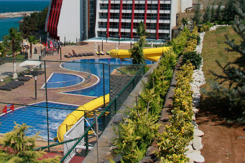 Sky Tower Hotel Akcakoca Convention & Spa Center Exterior photo