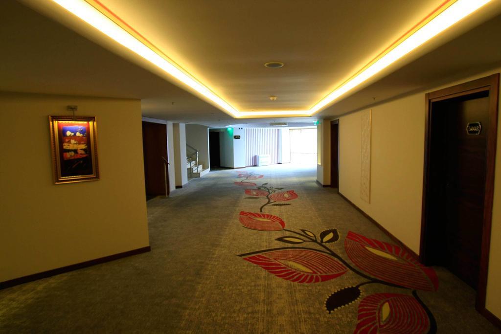 Sky Tower Hotel Akcakoca Convention & Spa Center Exterior photo